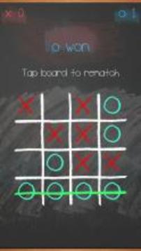 Tic Tac Toe On Blackboard游戲截圖1