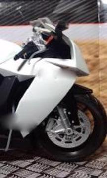 拼圖KTM RC8游戲截圖3