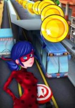 Super Adventures Ladybug Run游戲截圖1
