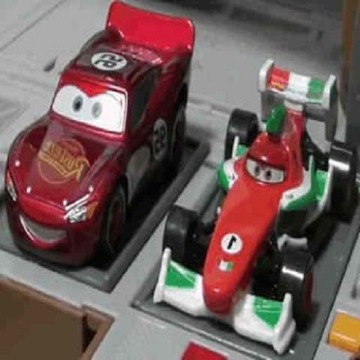 puzzle piston cup car mcqueen游戲截圖4