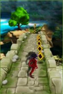 Temple Ladybug Run - the miraculous ladybug游戲截圖1