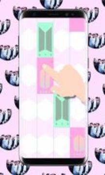 BTS (?????) Piano Tiles游戲截圖1
