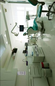 Escape Game Modern Clinic游戲截圖2
