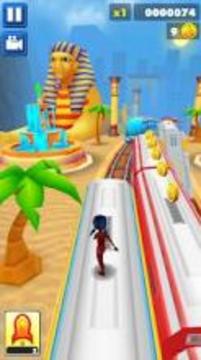 miraculous ladybug super subway 3D rush adventure游戲截圖1