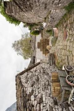 Old Stone House Escape游戲截圖4