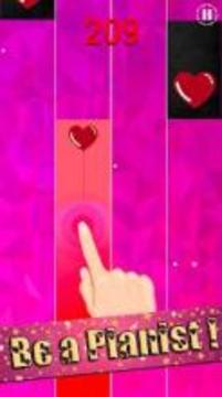 Heart Piano Tiles Pink 2游戲截圖3