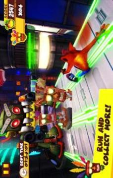 Crash Bandicoot 3D : Huge Adventure游戲截圖3