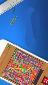 Snakes and Ladders 4 Players游戏截图2