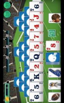 Touch Down Football Solitaire Tri Peaks游戏截图2