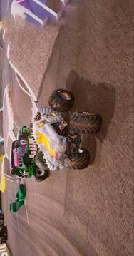 Mustang Monster Truck Stunts游戲截圖4