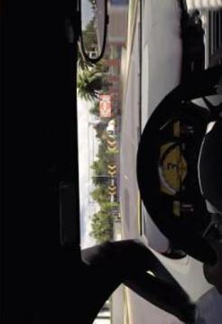 Lamborghini and Ferrari Car Race游戲截圖2