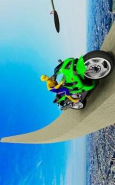 Super Hero Tricky Bike Race: Mega Ramp游戲截圖1