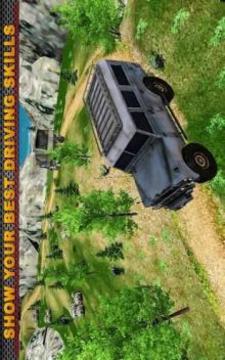 4x4 Army Truck Driving Simulator Mountain Climb游戏截图1