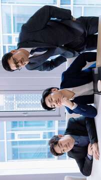這個(gè)CEO我當(dāng)定了游戲截圖1