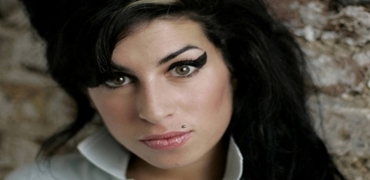 Amy Winehouse 2.1.6截图1