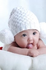 Cute little Baby Wallpaper 4截图1