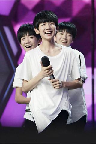 TFBOYS写真动态壁纸截图2