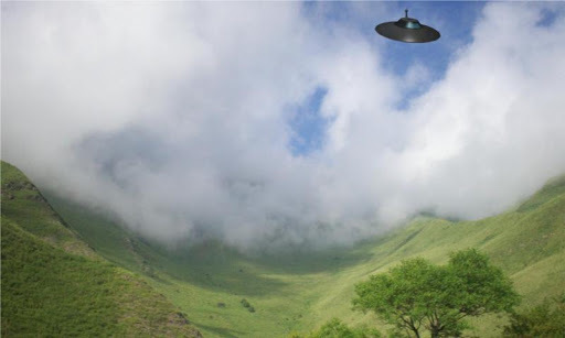 UFO photo prank截图2