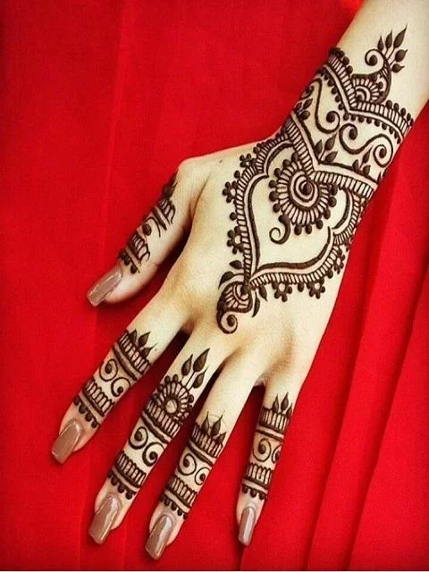 Mehndi Designs 2015截图3