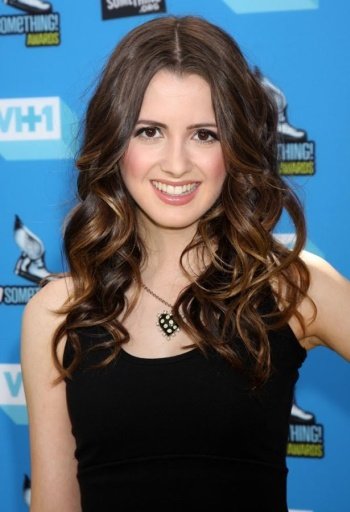 Laura Marano Puzzle截图6