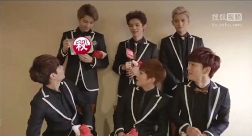 All About EXO-M Video截图2