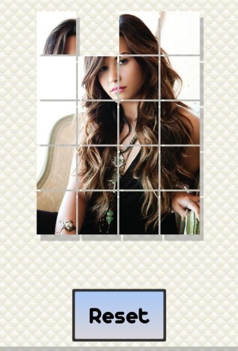 Demi Lovato Puzzle Game截图1