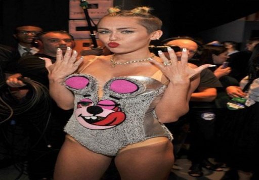 Miley Cyrus Find Differences截图1