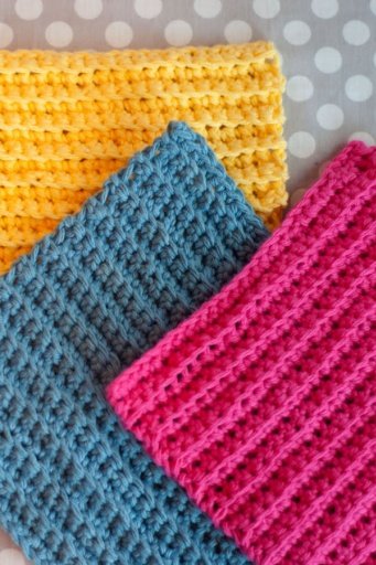 How To Crochet A Scarf For Beginners截图5