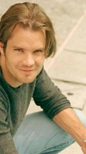 Timothy Olyphant LWP Free截图4