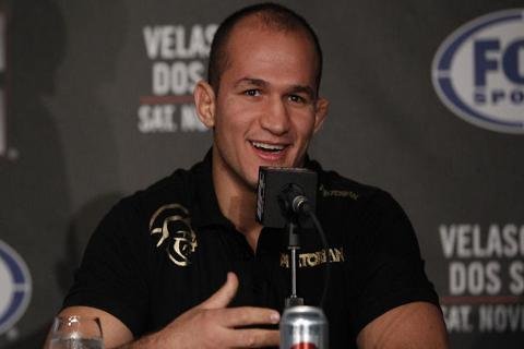 Junior Dos Santos UFC News截图1