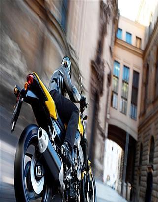 3D Speedy moto racing截图4