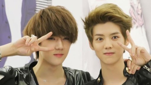 Photo with EXO Luhan截图1