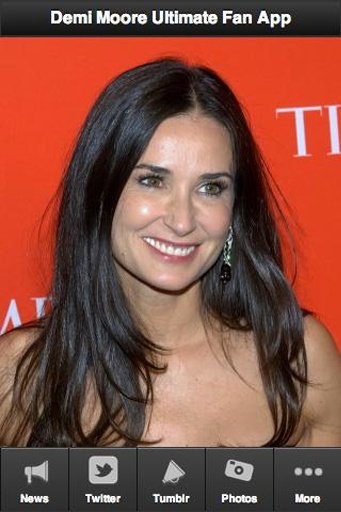 Demi Moore Ultimate Fan App截图3