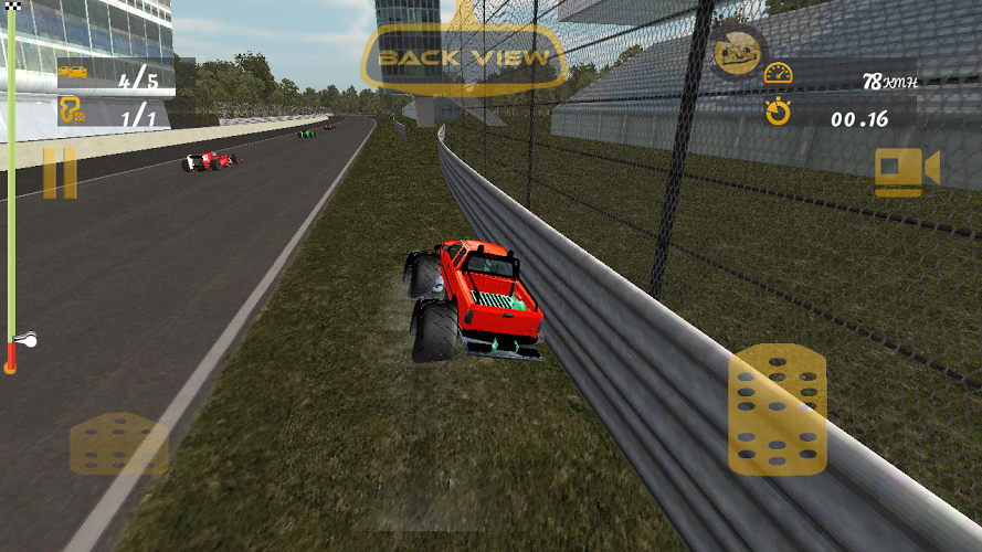 Monster Truck vs Formula Race截图3