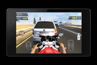 Real Traffic Moto Race 3D截图4