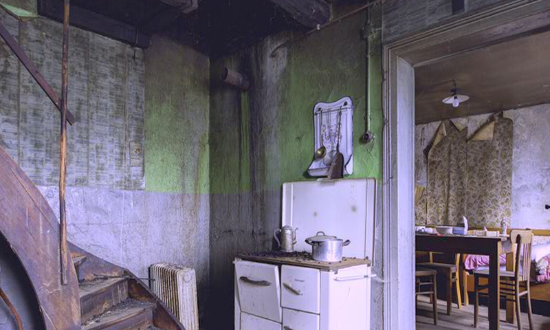 Abandoned Privy Villa Escape截图3