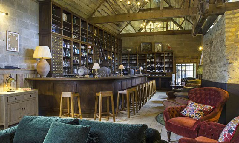 Soho House Farmhouse Escape截图4