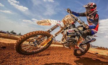 Motocross Offroad 3D 2018截图1