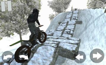 Dirt Bike: Winter Sports Racing截图1