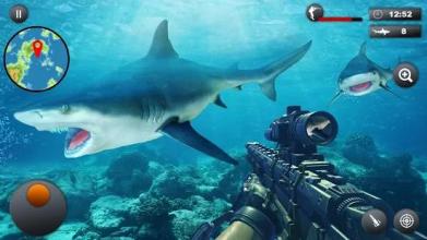 Underwater Bull Shark Attack Sniper Hunter Game截图2