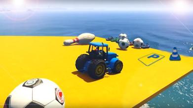 Superheroes Tractor Parking: Tractor Farming Games截图5