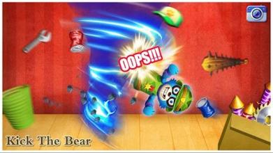 Kick The Bear - Fun & addictive game截图1