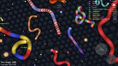 Color Snake Hit - Paint Worms Balls.IO截图1