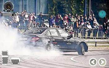 C63 AMG Racing Drift Simulator截图1