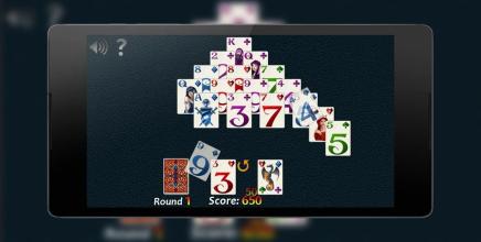 Pyramid Solitaire Fantasy ♣ Free Card Game截图1