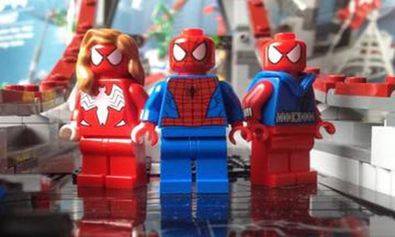 Puzzle LEGO Spiderman截图1