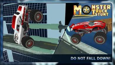 Monster Truck Stunt截图3