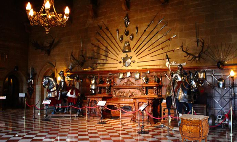 Warwick Castle Escape截图3