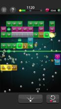 Bricks VS Balls  Challenging Brick Game截图3