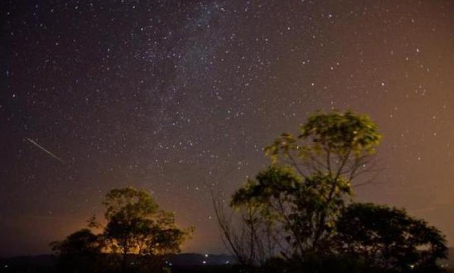 狮子座流星雨截图3